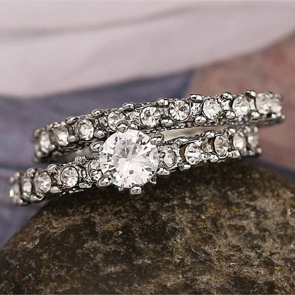 Flash Diamond Round Engagement Silvery Rings for Women - Picture 2 of 10